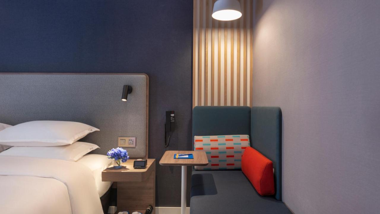 אמיישאן Holiday Inn Express Qiliping By Ihg מראה חיצוני תמונה