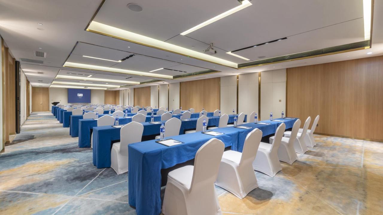 אמיישאן Holiday Inn Express Qiliping By Ihg מראה חיצוני תמונה